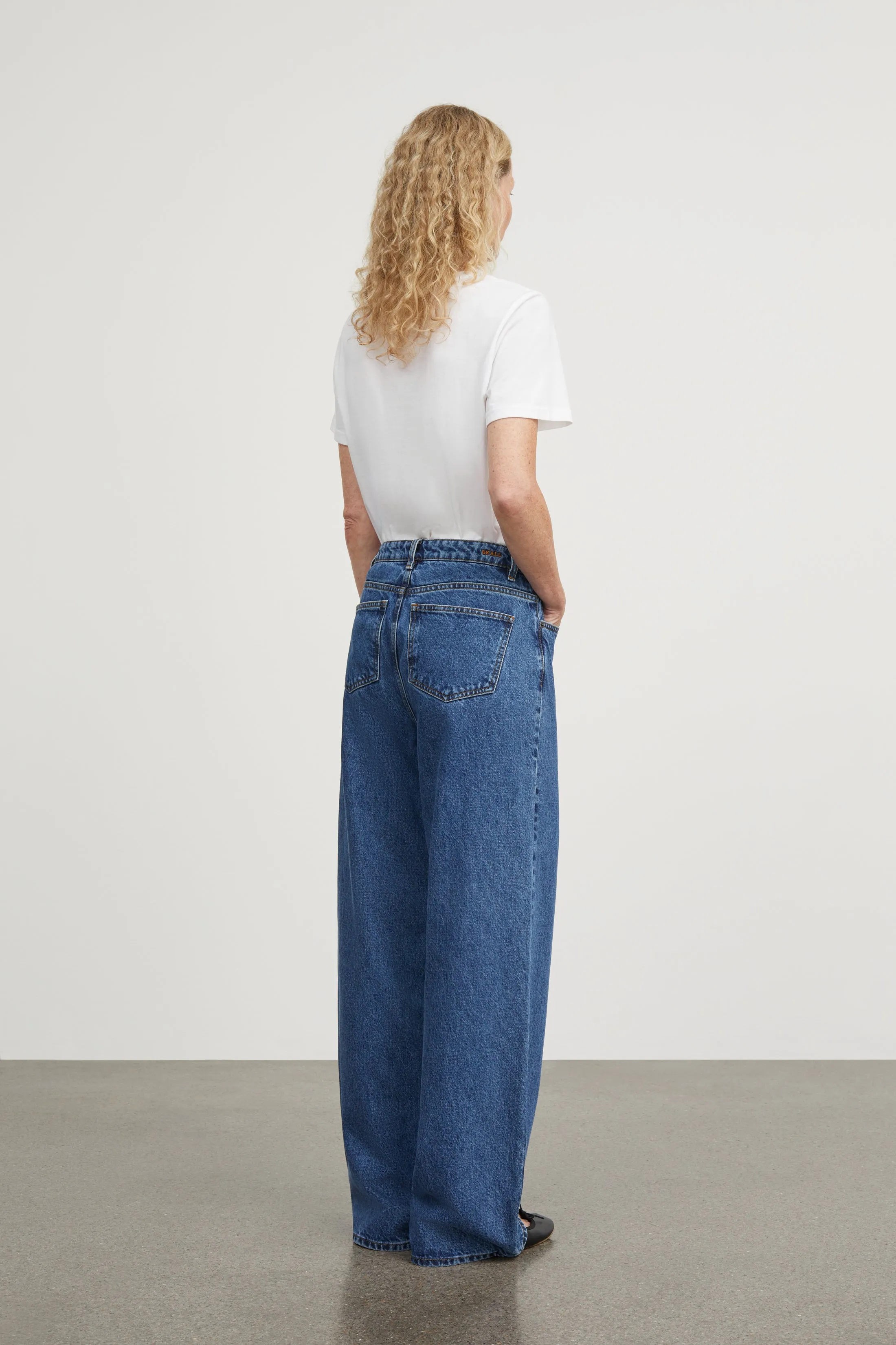 Willow wide jeans - Mid blue sold by Skall Studio product image thumbnail 4