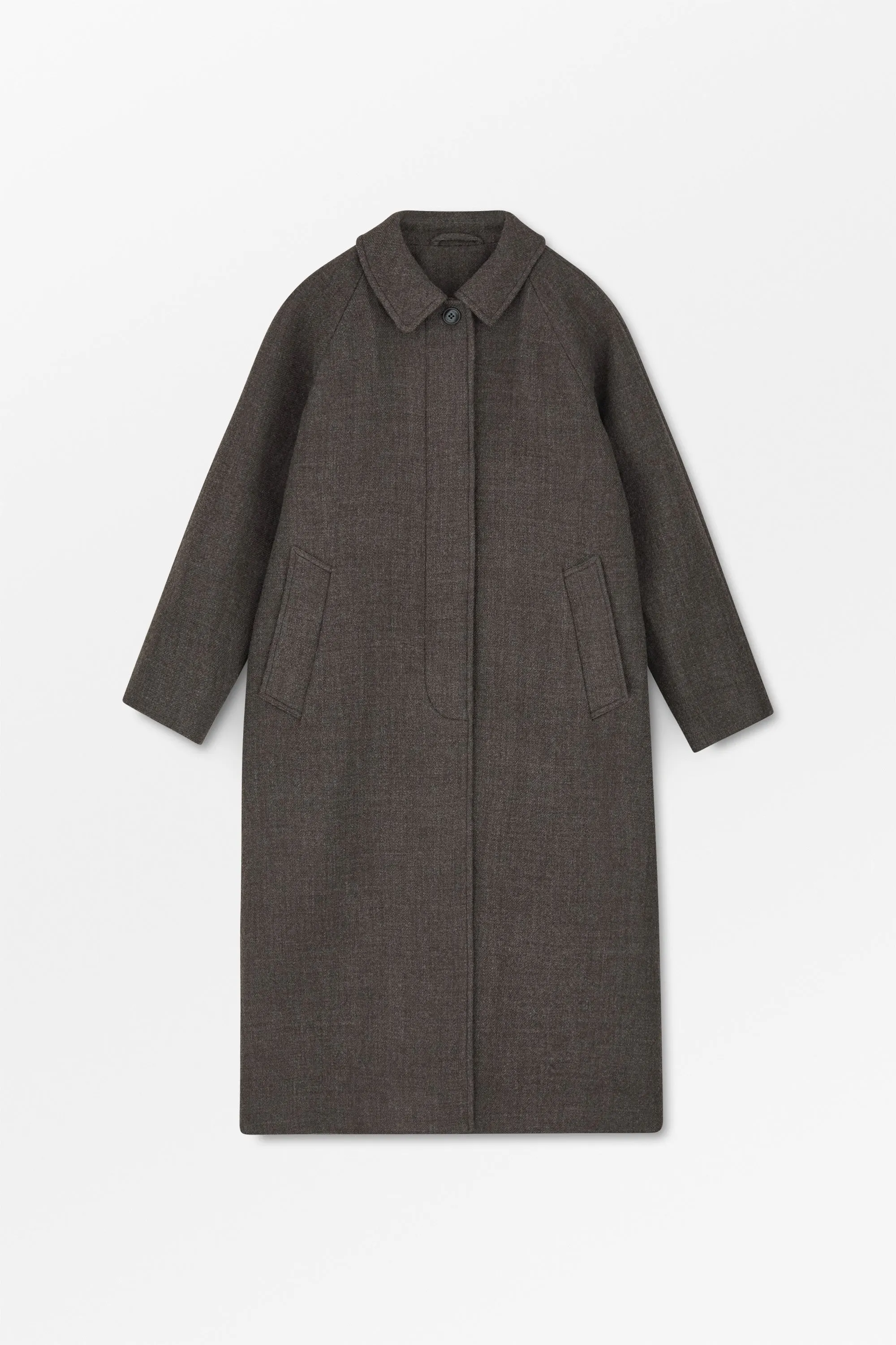 Mary coat - Mole sold by Skall Studio