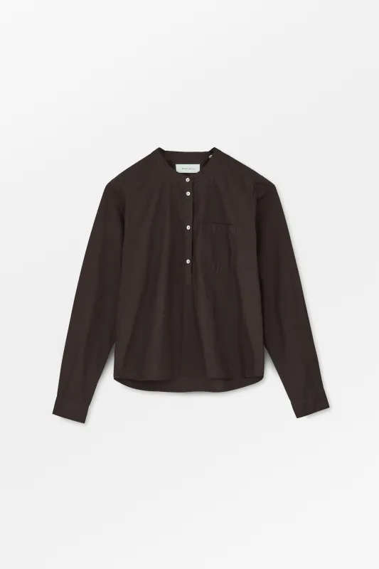Agnes shirt - Dark brown made by Skall Studio