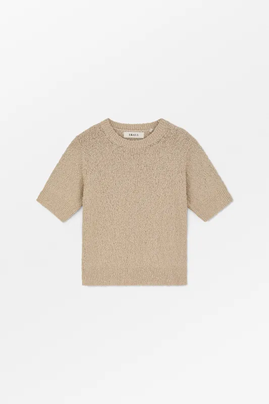 Knightley tee - Light sand sold by Skall Studio