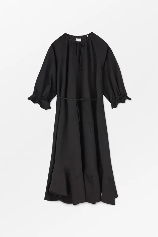 Benedette dress - Black made by Skall Studio