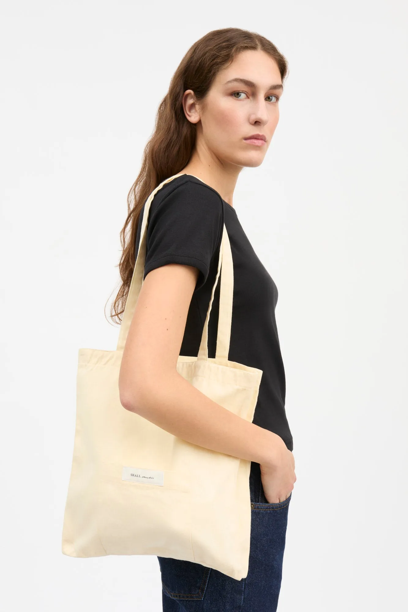 Momou totebag - Butter sold by Skall Studio product image thumbnail 2