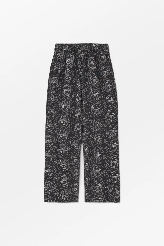 Jasmine pants - Black made by Skall Studio