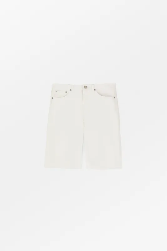 Wilson shorts - Off white made by Skall Studio
