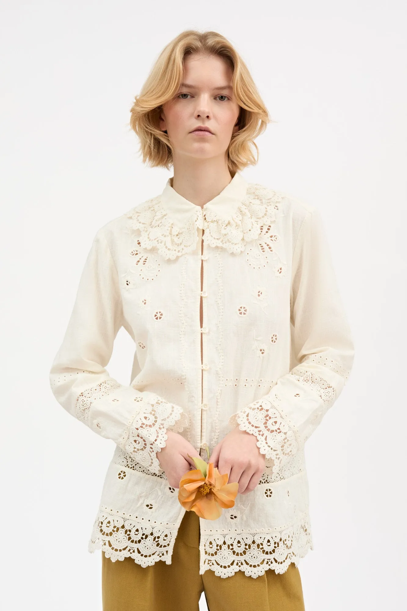Tallulah shirt - Antique white sold by Skall Studio product image thumbnail 2
