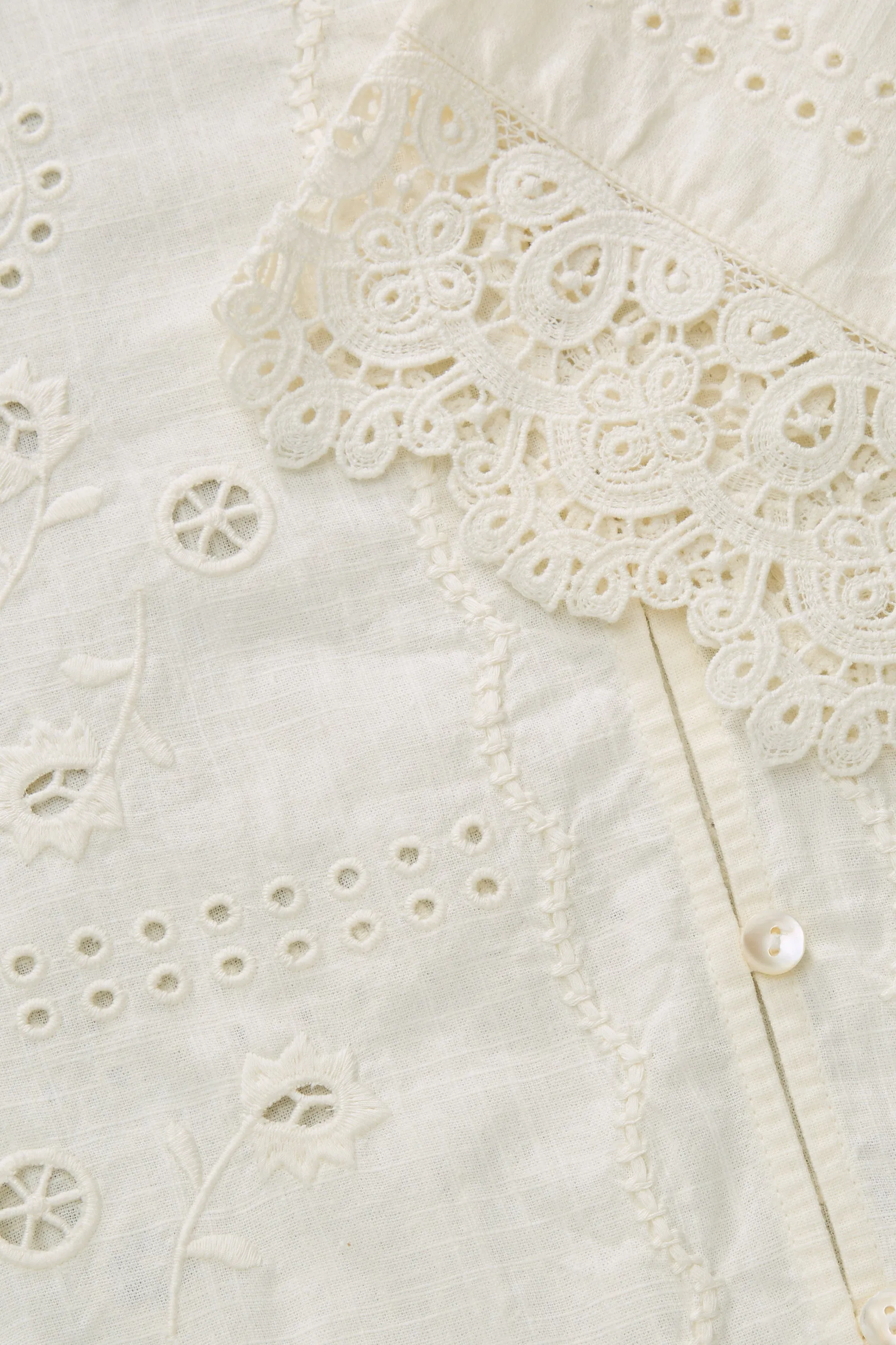 Talia shirt - Antique white sold by Skall Studio product image thumbnail 5