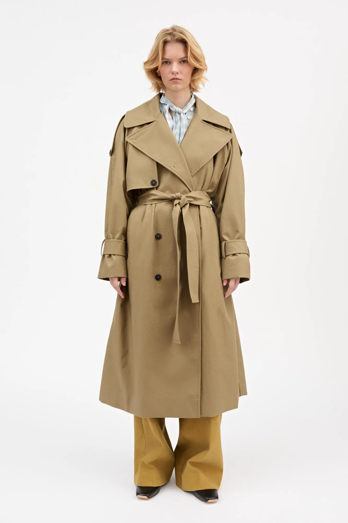 Luna trenchcoat - Light khaki sold by Skall Studio product image thumbnail 2