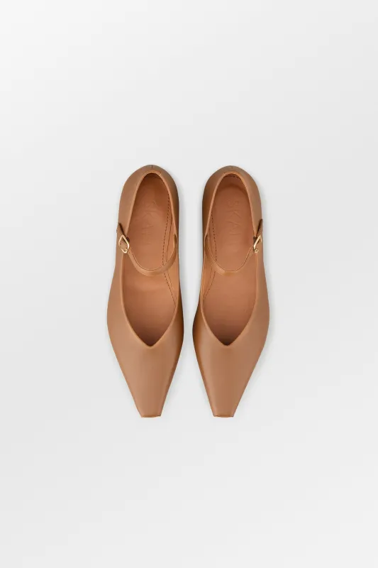 Pointy mary jane - Cognac made by Skall Studio