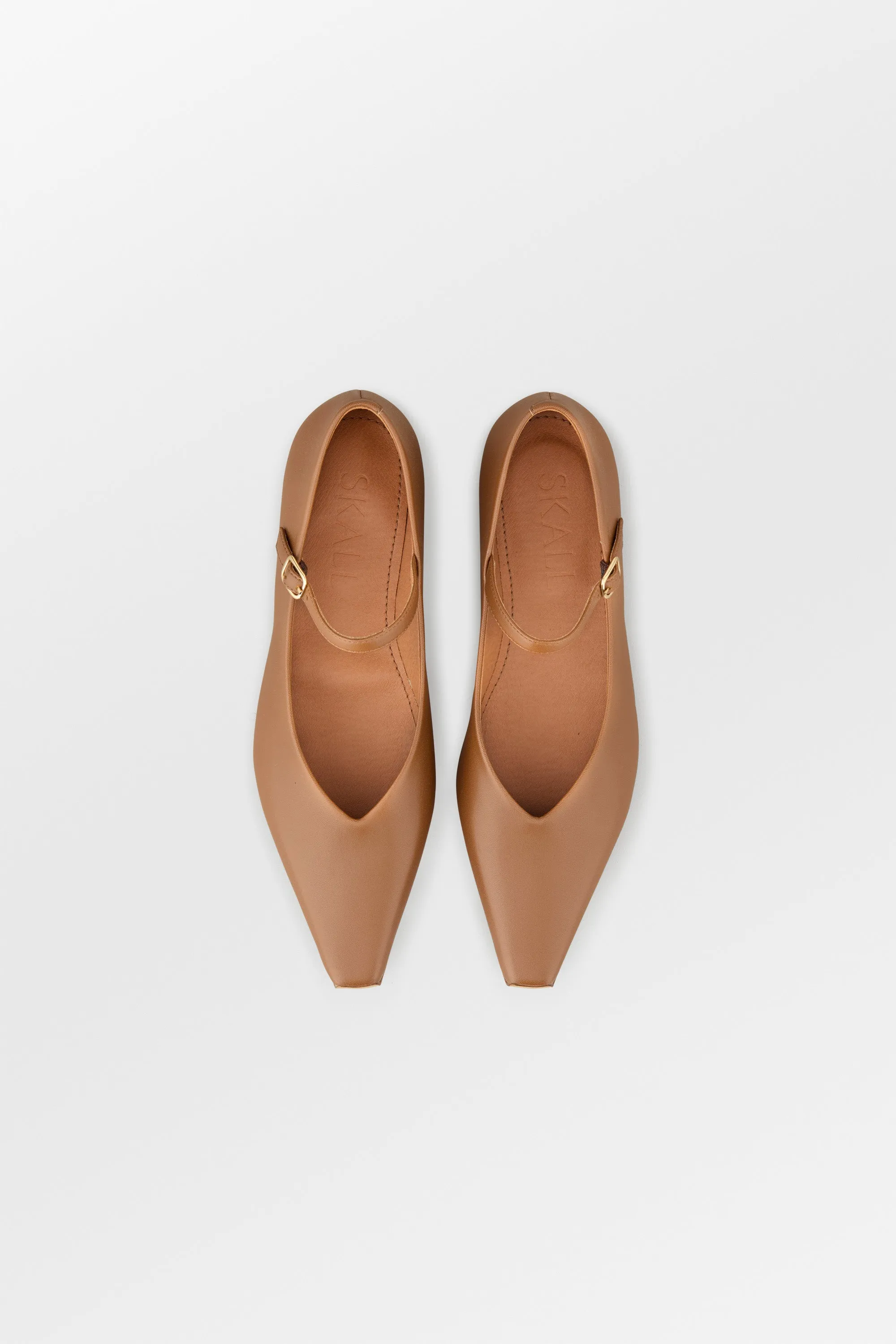Pointy mary jane - Cognac sold by Skall Studio