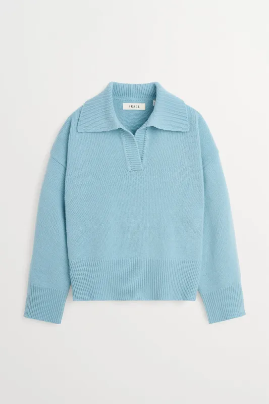 Dean V-neck jumper - Aqua made by Skall Studio