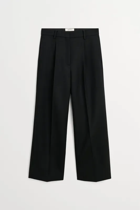 Thom trousers - Black made by Skall Studio
