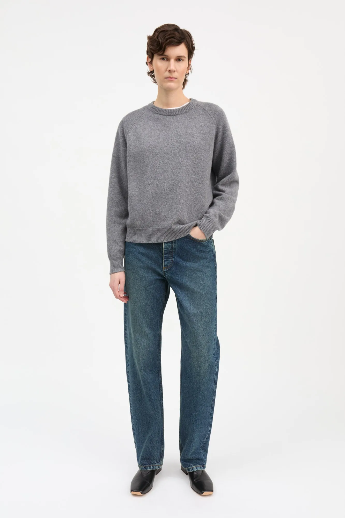 Drew o-neck - Stone mélange sold by Skall Studio product image thumbnail 3