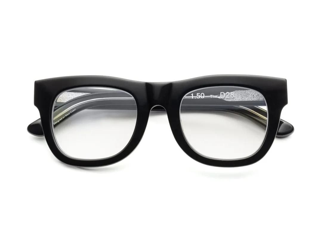 D28 Compact | Progressive Glasses made by Caddis