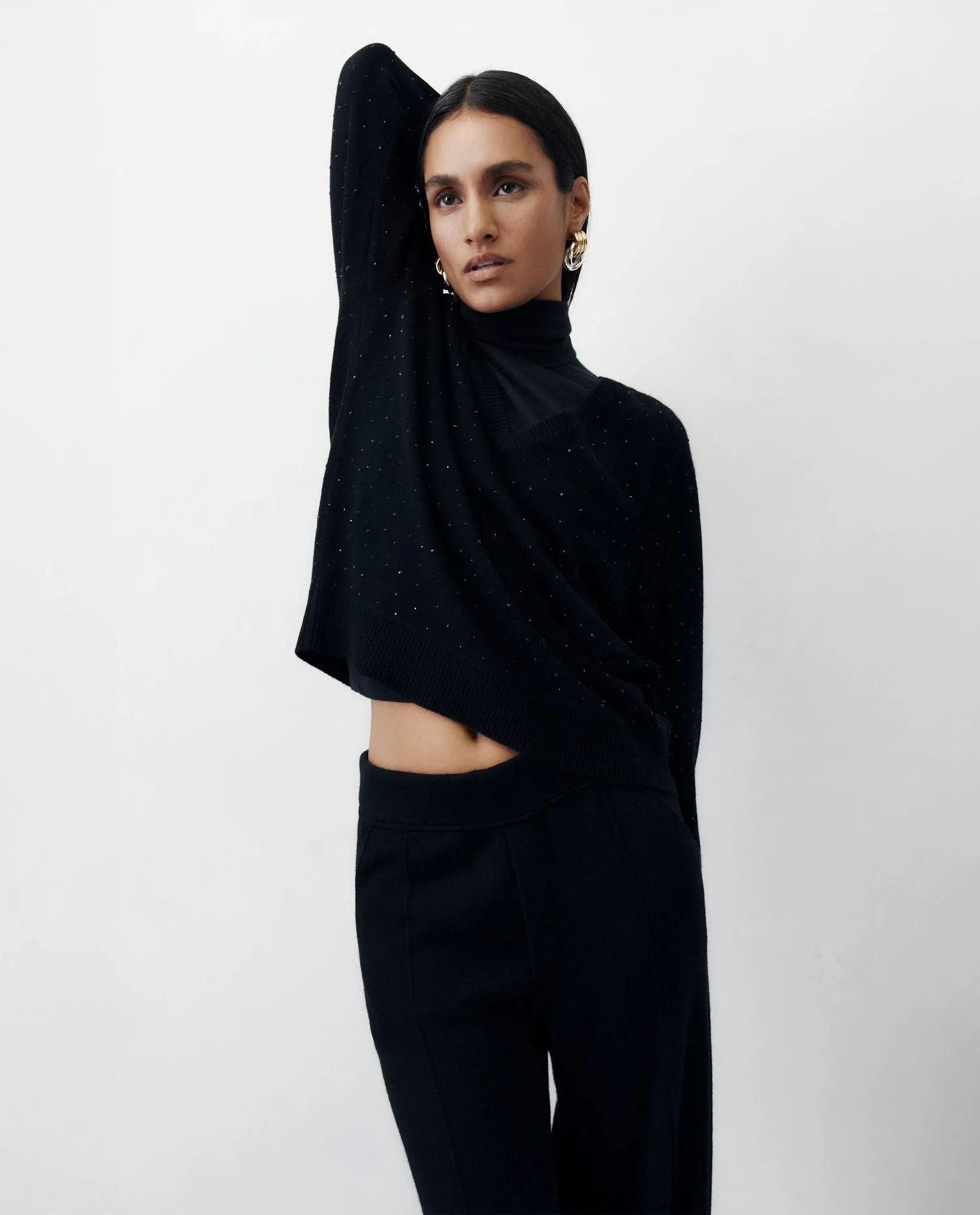 Cashmere Pullover in Schwarz sold by Allude product image thumbnail 2