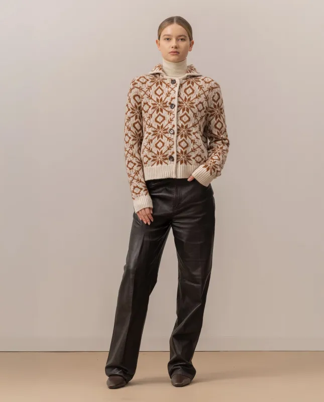 Woll-Mischung Strickjacke in Creme - Kastiger Schnitt sold by Allude