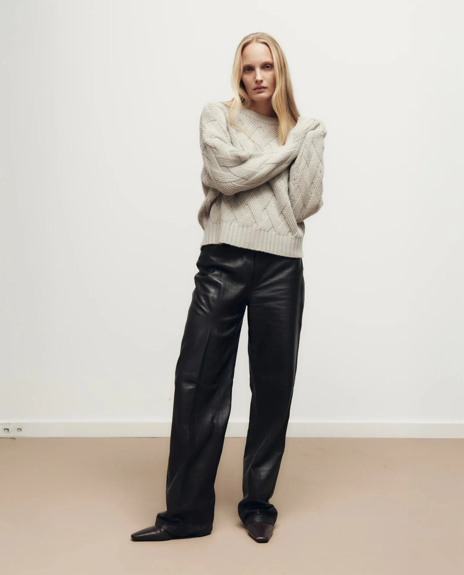 Woll-Mischung Pullover in Grau - Lockerer Schnitt sold by Allude product image thumbnail 5