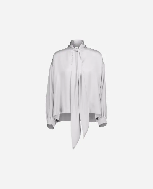Bluse aus Seide in Grau sold by Allude