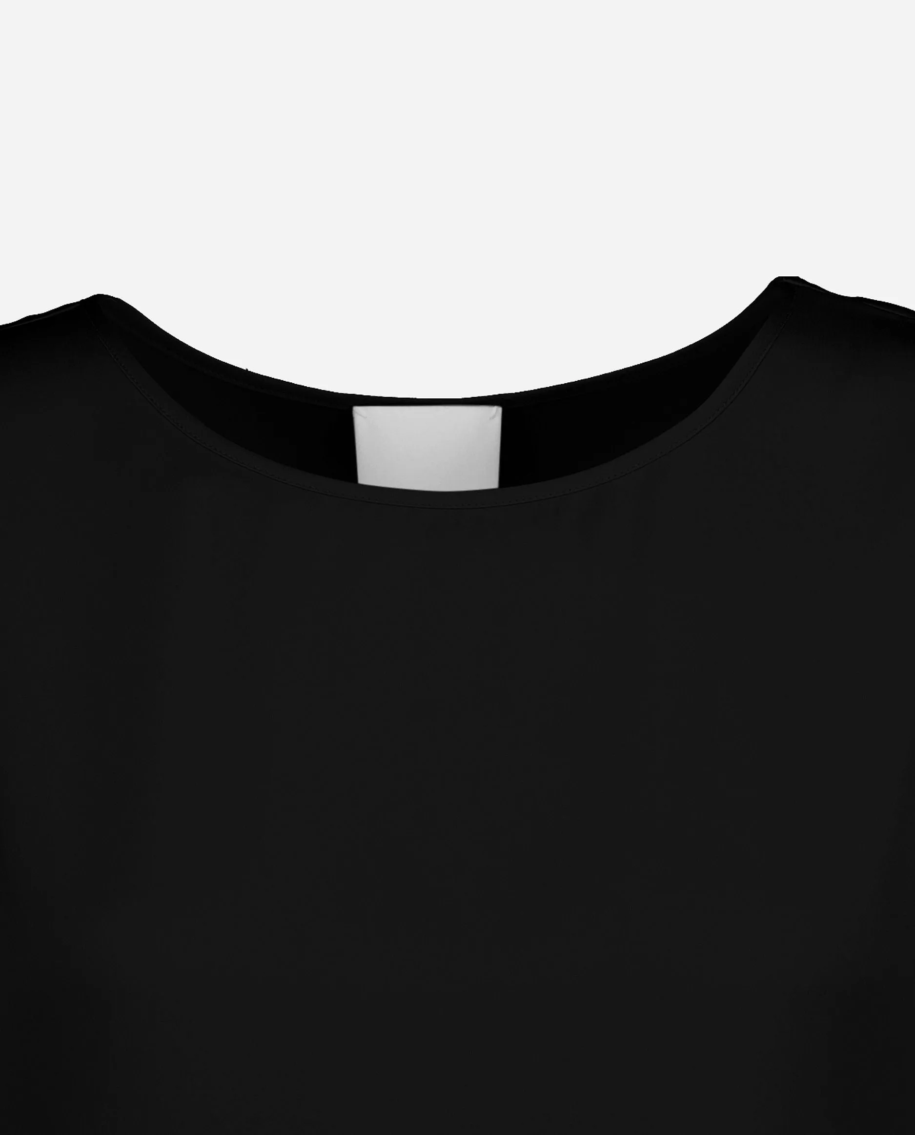 Rundhalsausschnitt Top aus Seide in Schwarz sold by Allude product image thumbnail 3