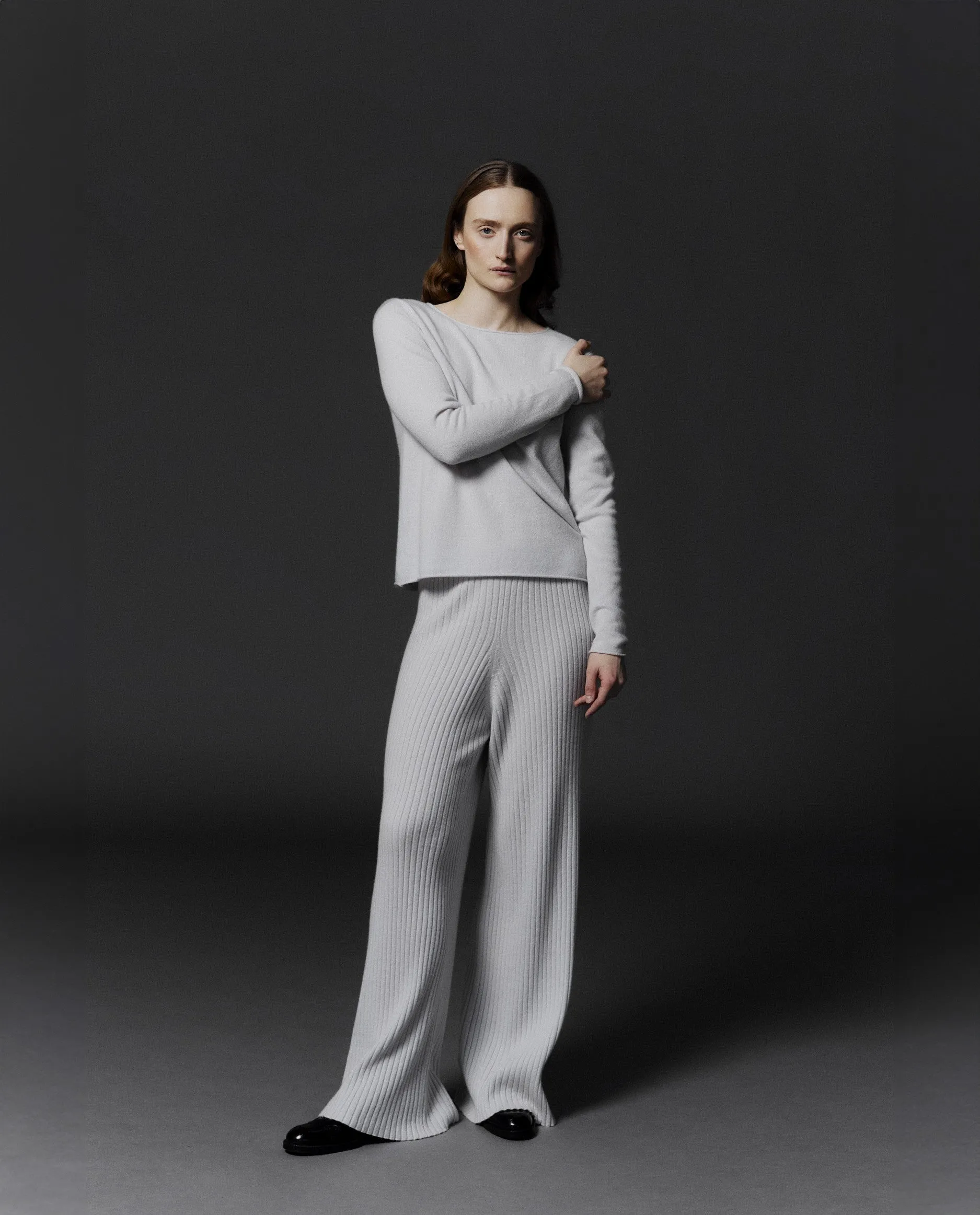 Hose aus Cashmere in Schwarz sold by Allude product image thumbnail 5