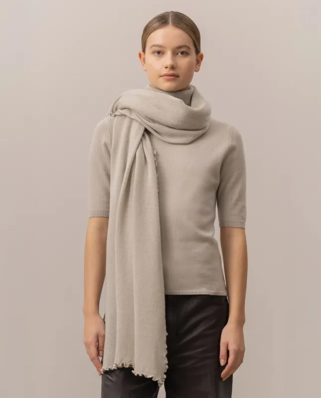 Cashmere Schal in Grau sold by Allude