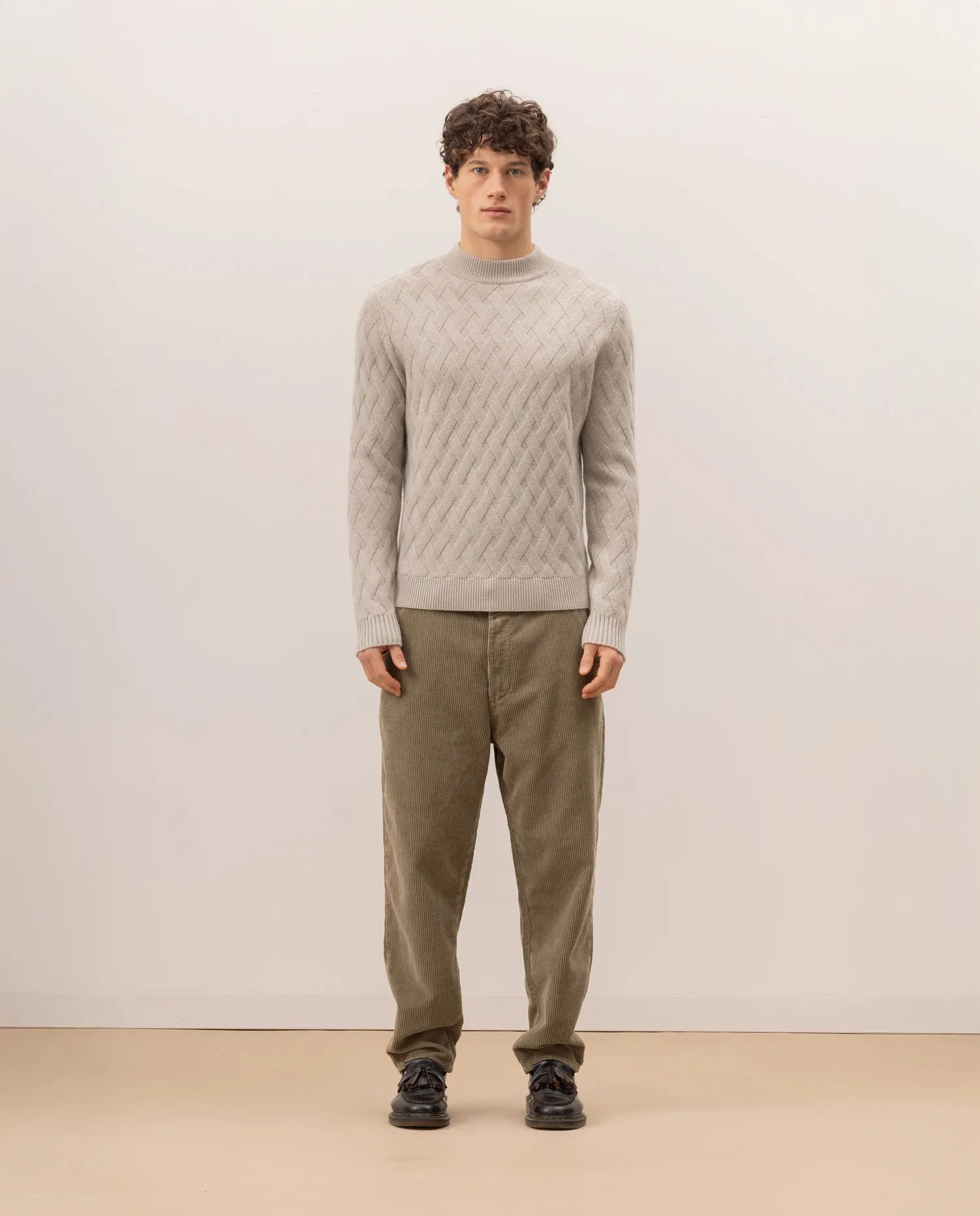 Woll-Mischung Pullover in Grau - Gerade Passform sold by Allude product image thumbnail 2