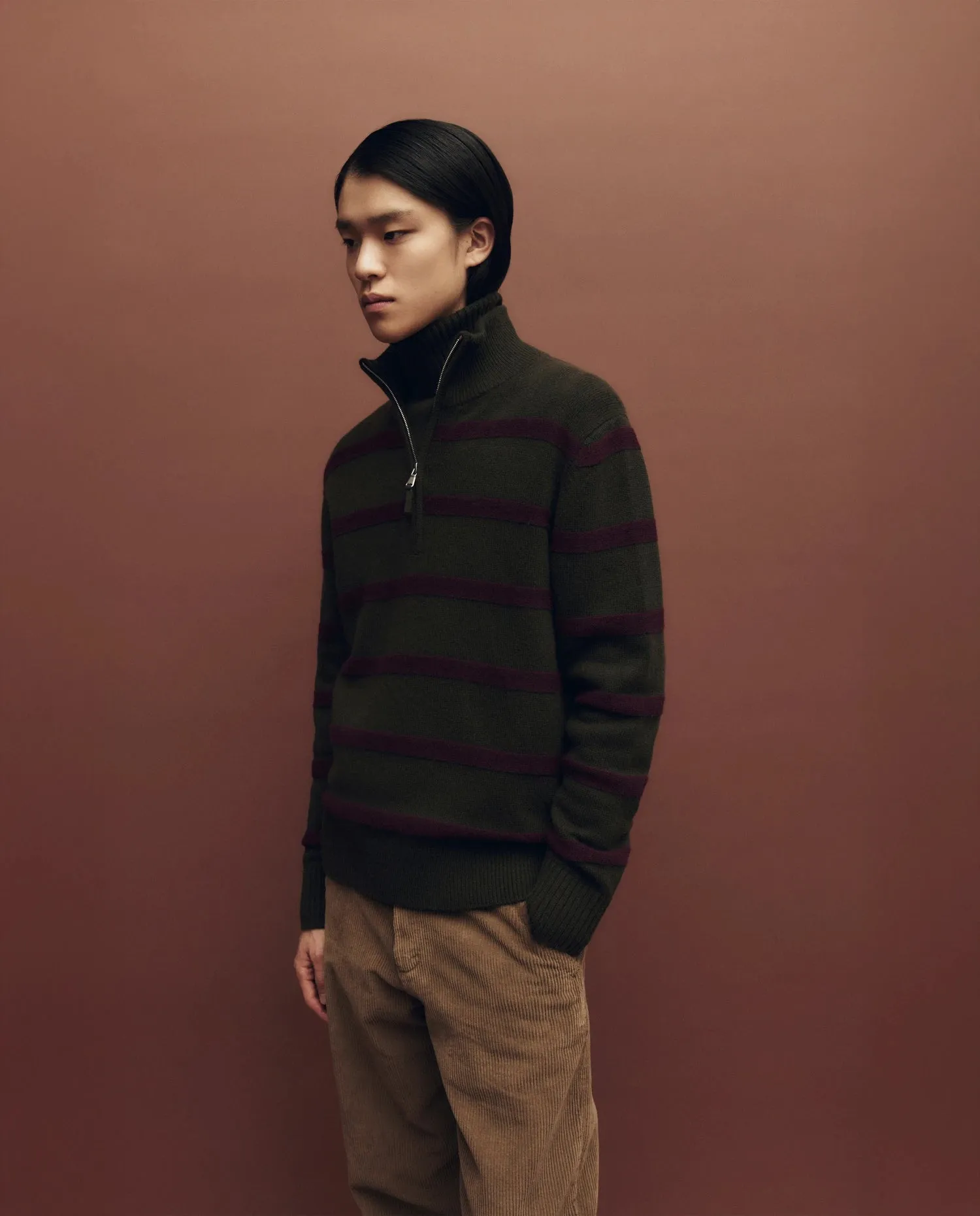 Woll-Mischung Pullover in Khaki - Gerade Passform sold by Allude