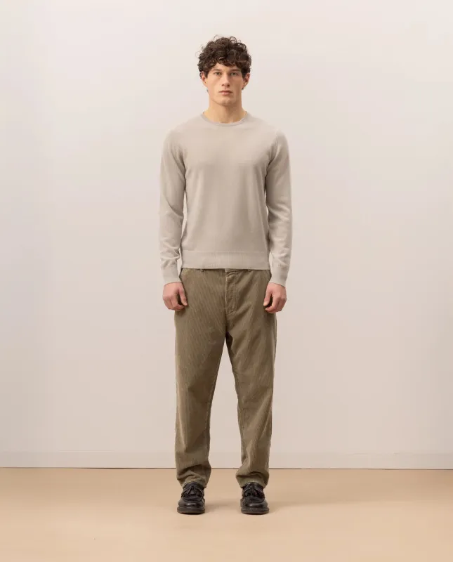 Cashmere Pullover in Grau - Gerade Passform sold by Allude