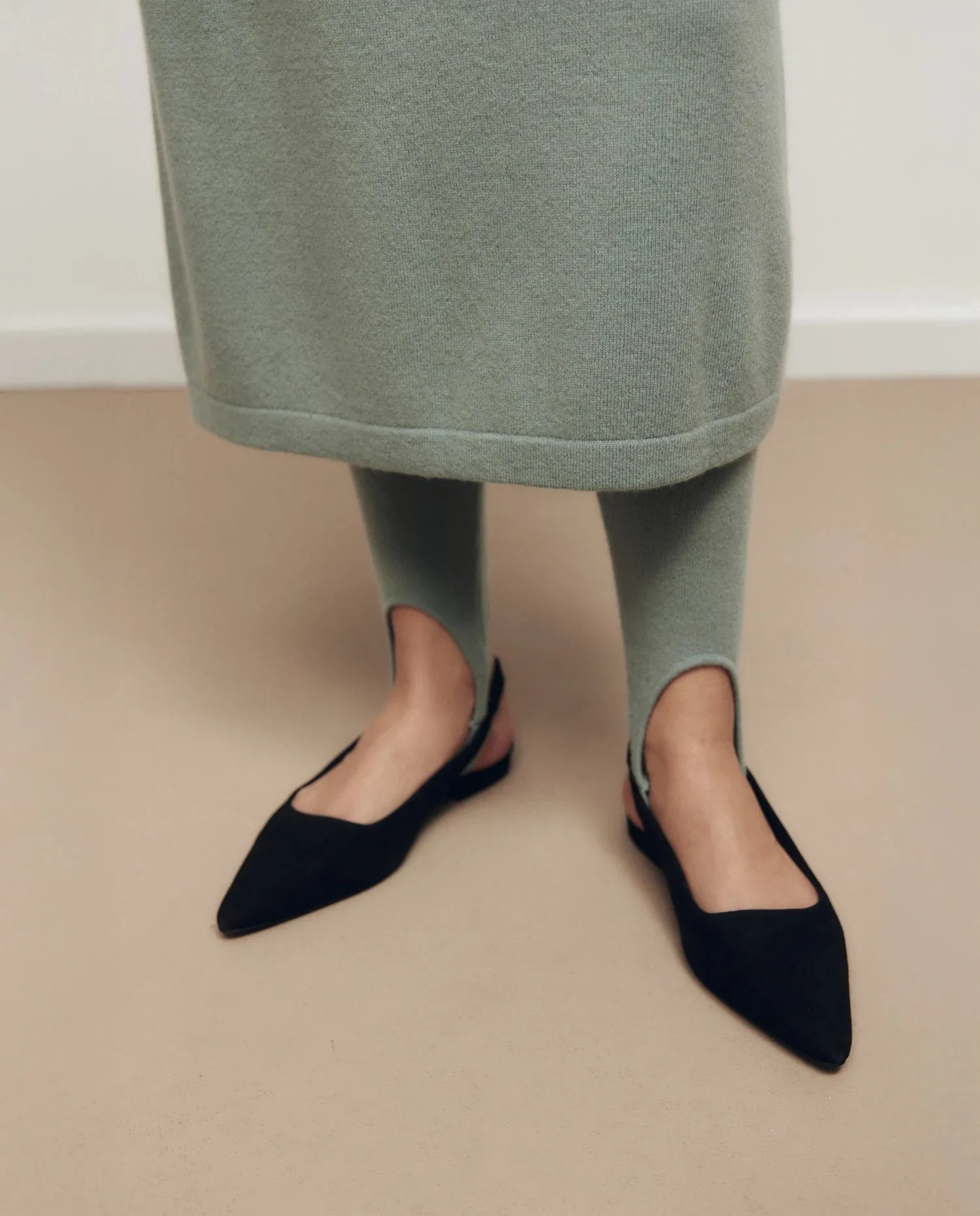 Woll-Mischung Leggings in Grün - Enger Schnitt sold by Allude product image thumbnail 4