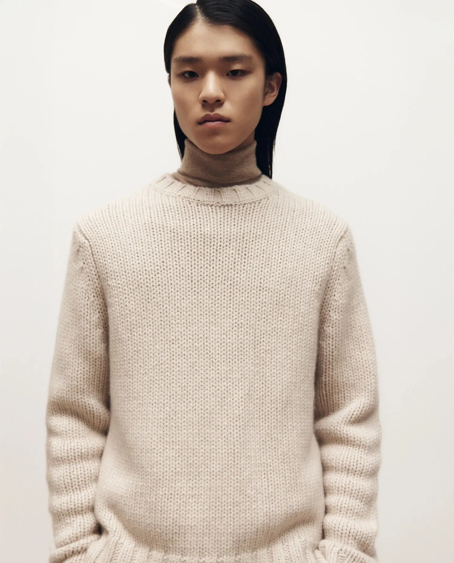 Cashmere Pullover in Beige - Gerade Passform sold by Allude product image thumbnail 5