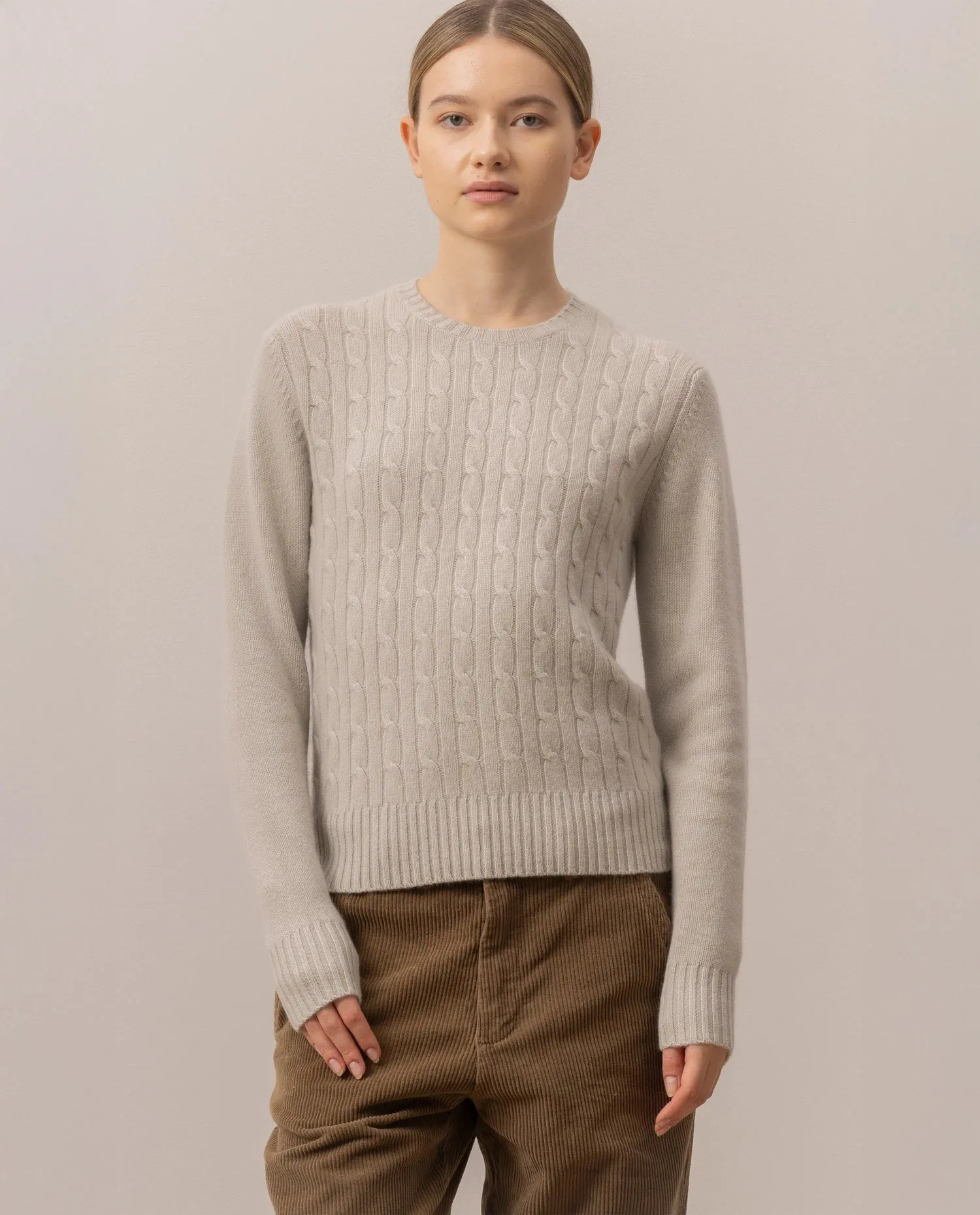 Cashmere Mischung Pullover in Grau - Gerade Passform sold by Allude