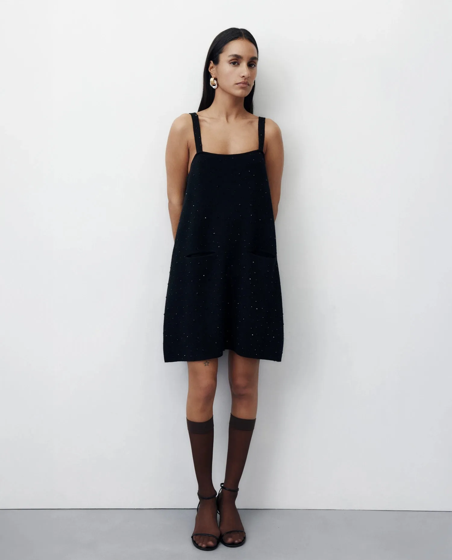 Cashmere Strickjacke in Schwarz sold by Allude product image thumbnail 4