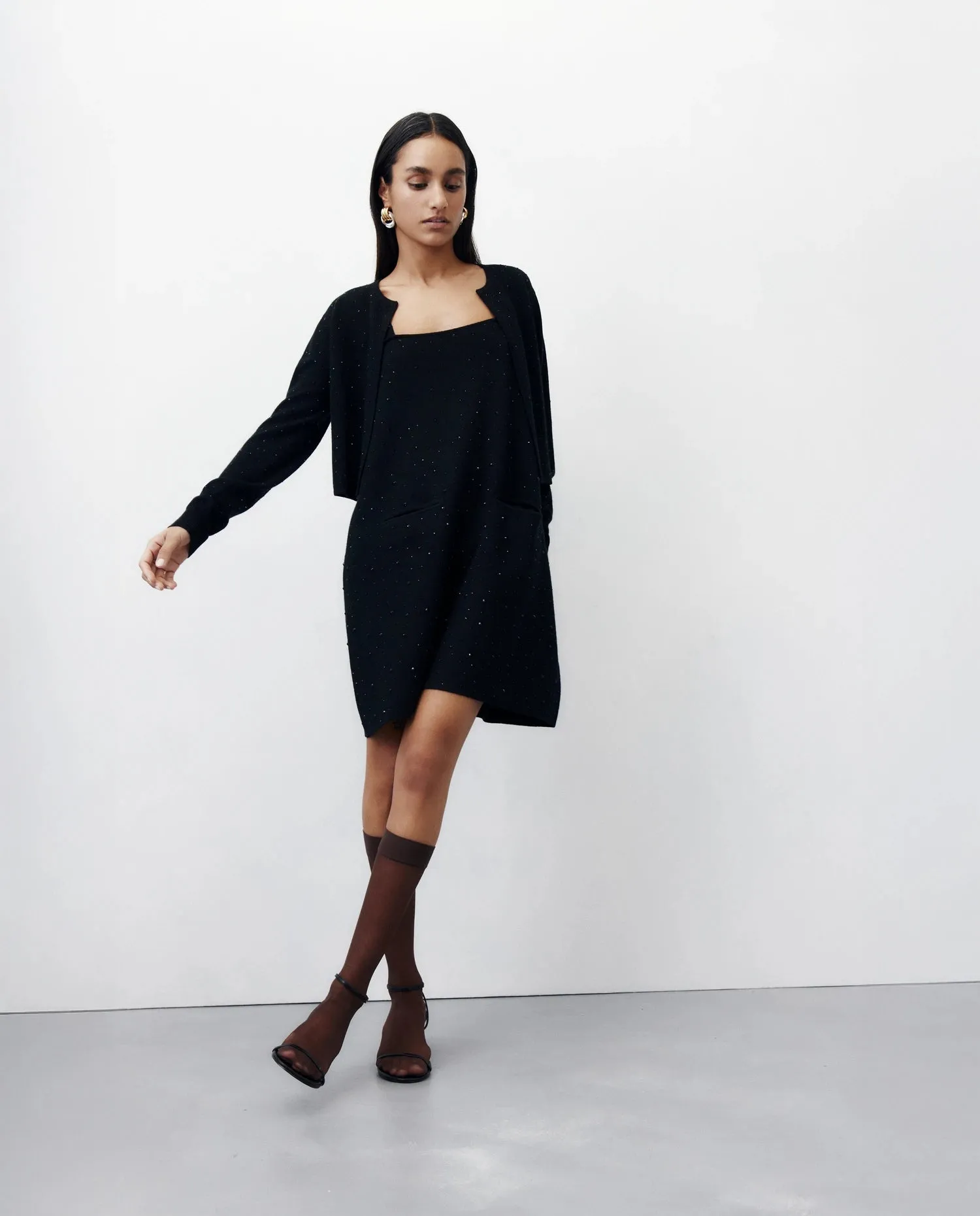 Cashmere Strickjacke in Schwarz sold by Allude