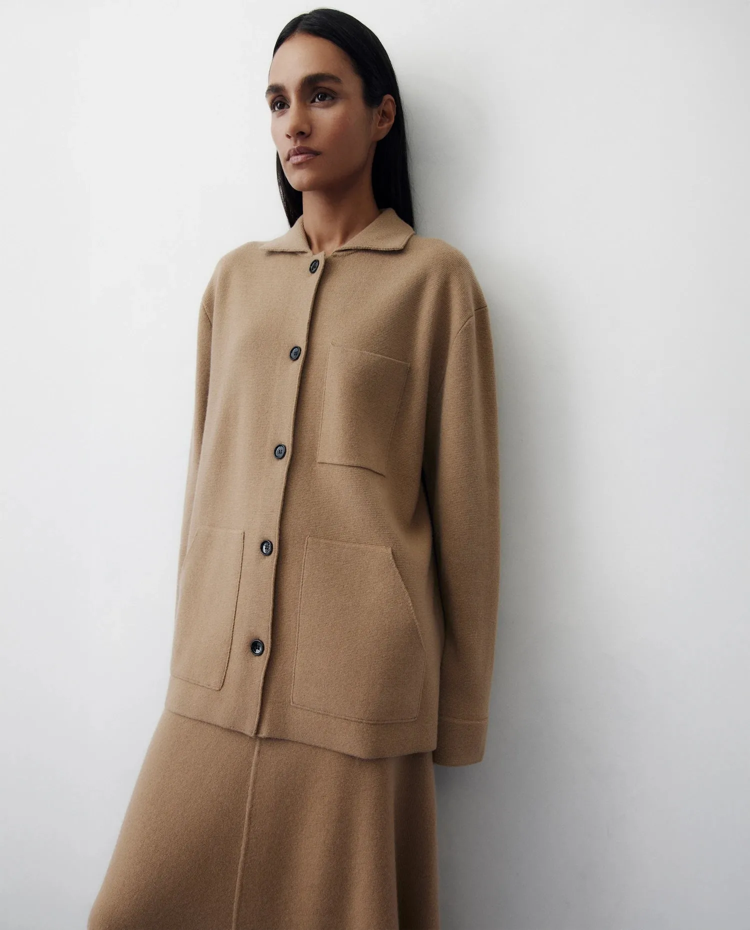 Cashmere Jacket in Beige sold by Allude product image thumbnail 2