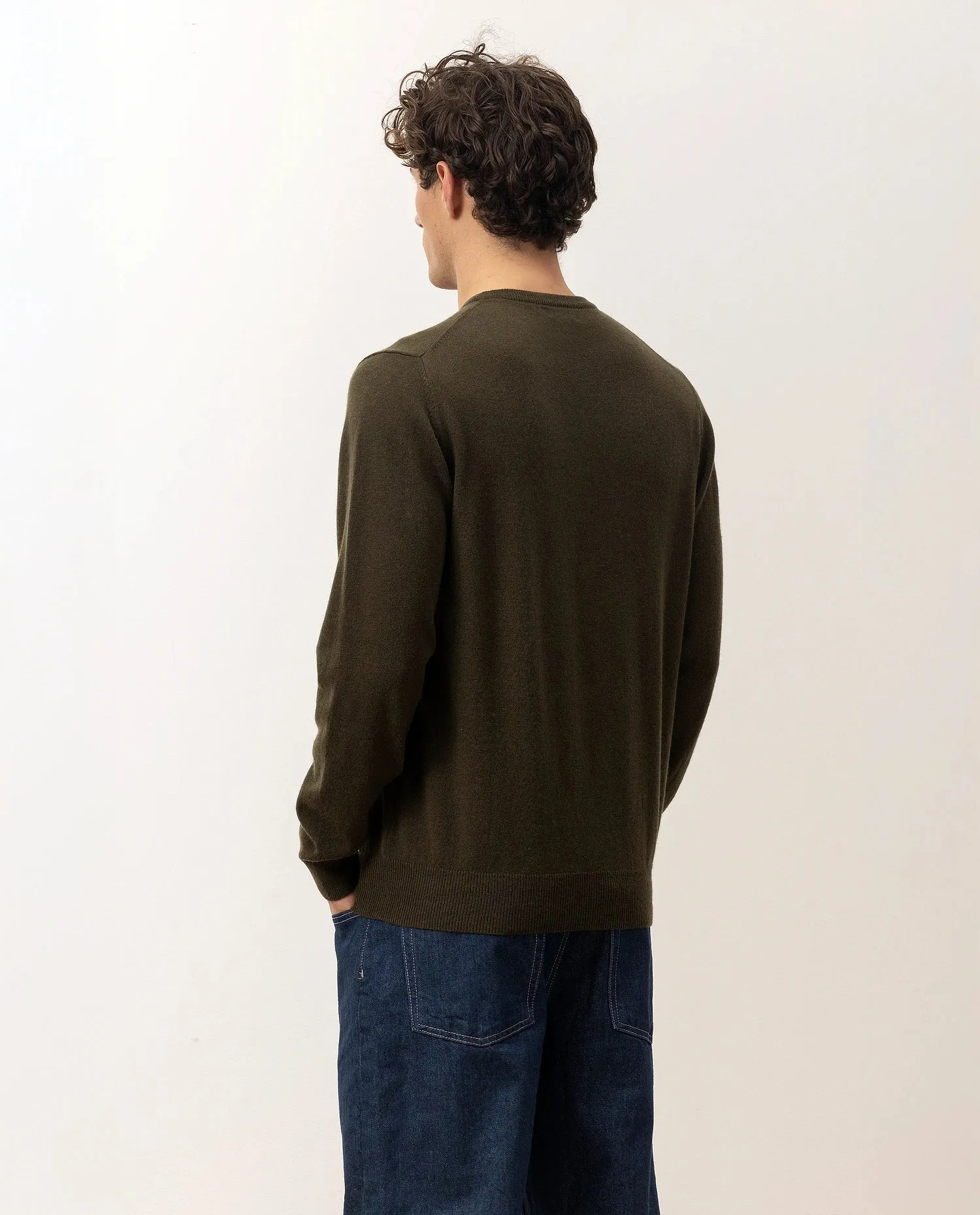 Rundhals Pullover aus Cashmere in Braun sold by Allude product image thumbnail 4
