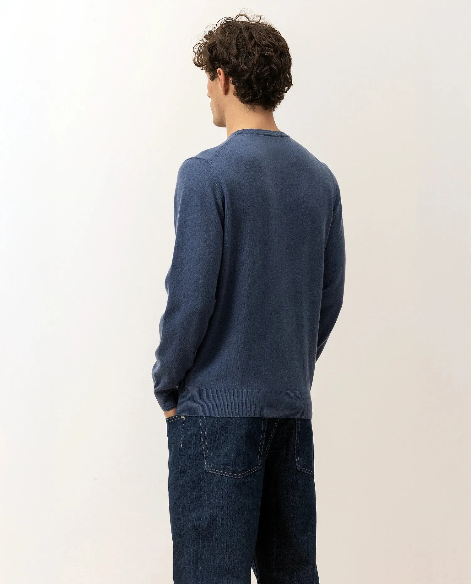 Rundhals Pullover aus Cashmere in Blau sold by Allude product image thumbnail 4