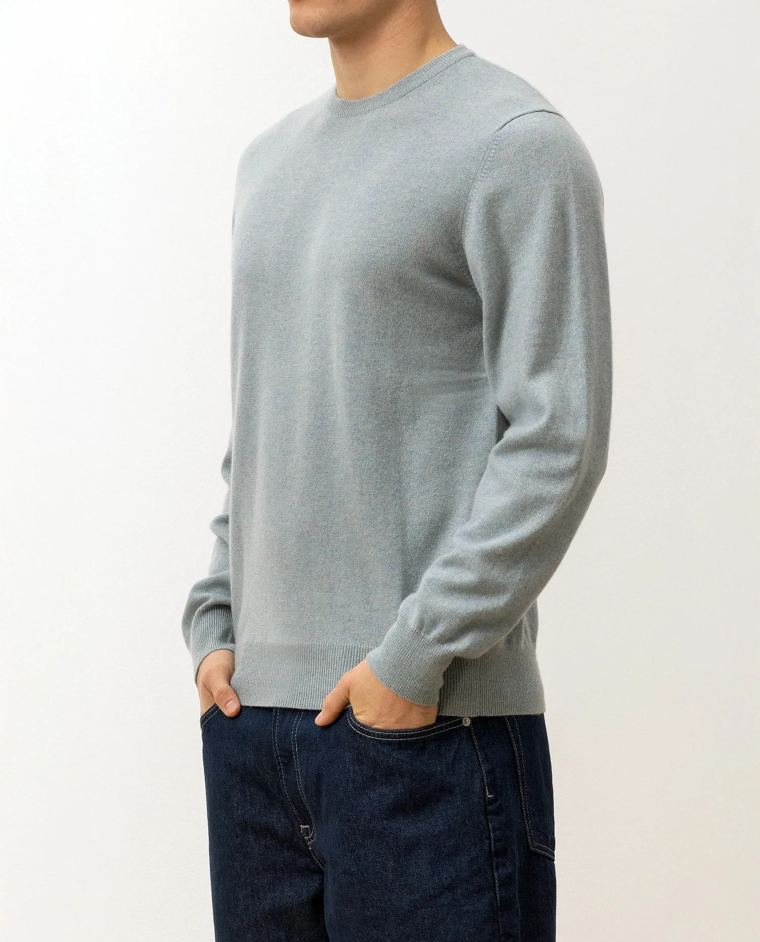 Rundhals Pullover aus Cashmere in Blau sold by Allude product image thumbnail 3