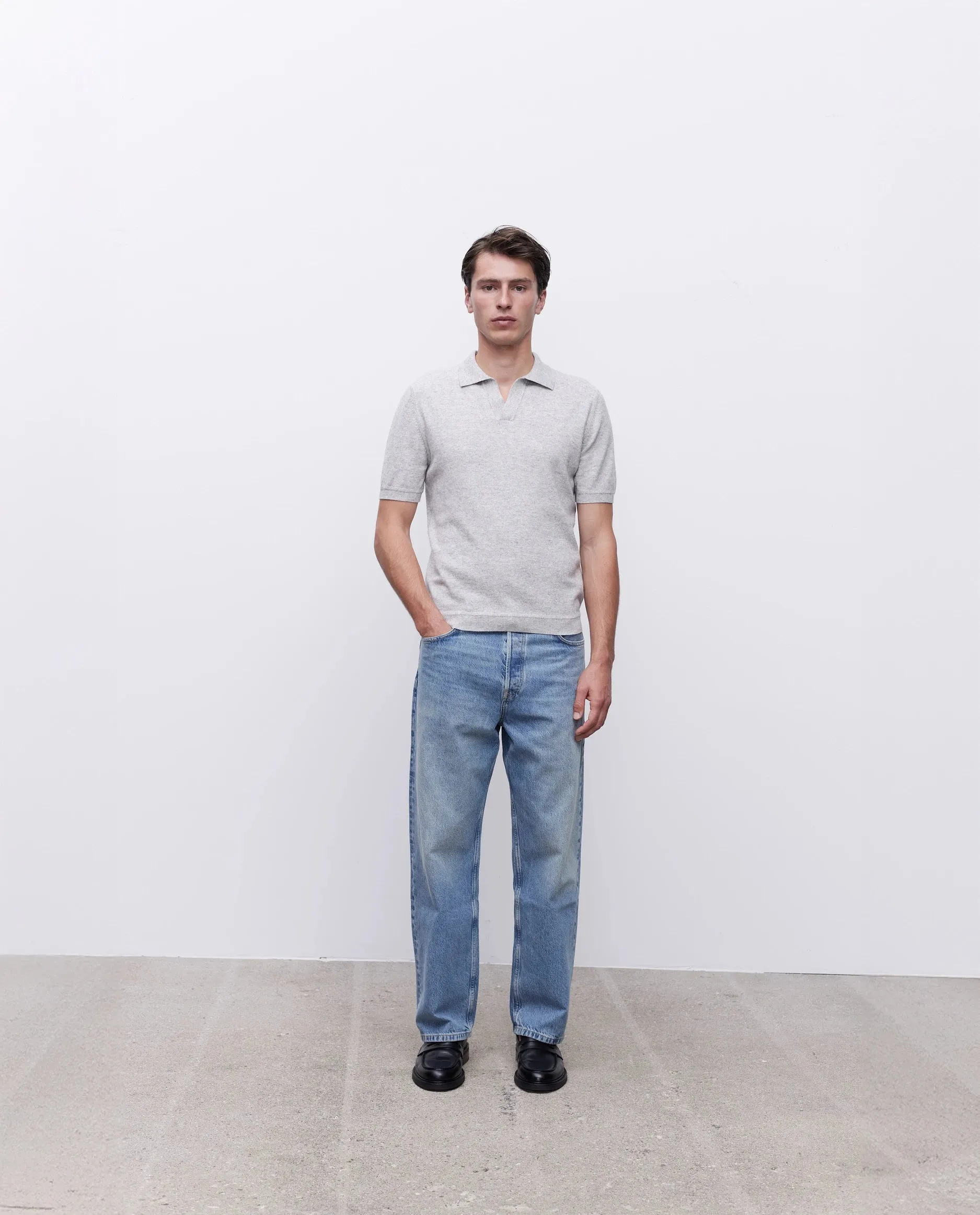 Baumwoll Mischung Pullover in Grau sold by Allude