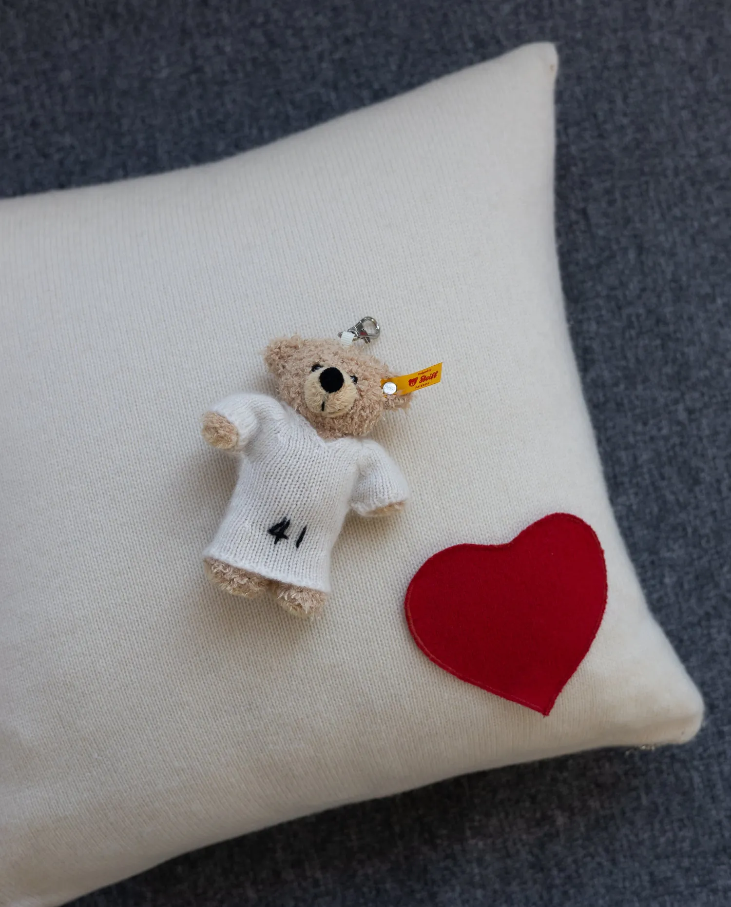 Valentine's Day Edition - Allude Cashmere Charm Bag Hanger sold by Allude product image thumbnail 3