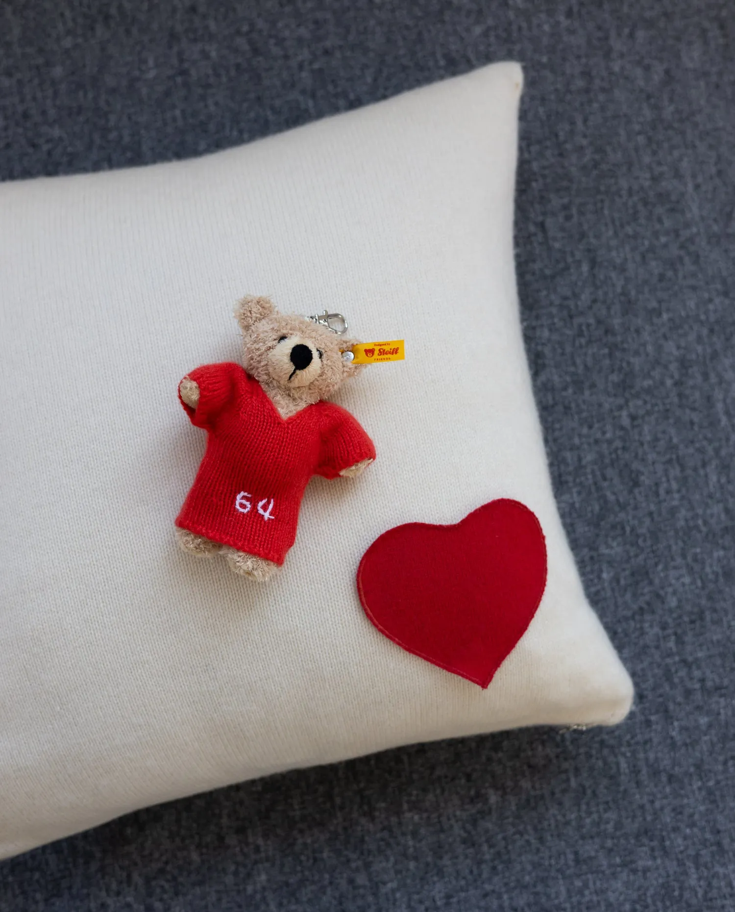 Valentine's Day Edition - Allude Cashmere Charm Bag Hanger sold by Allude product image thumbnail 2