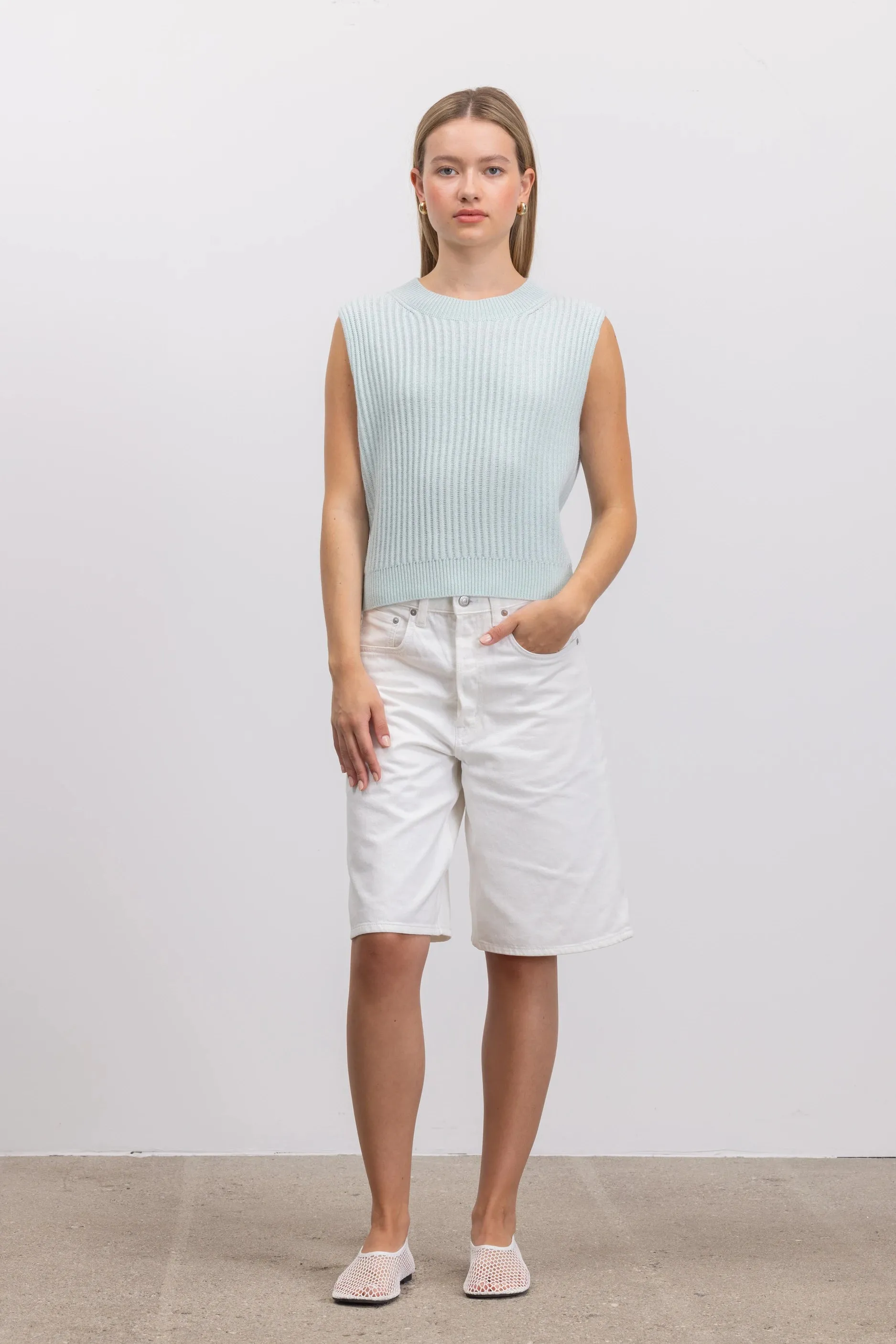 Woll-Mischung Pullover in Grün sold by Allude product image thumbnail 4