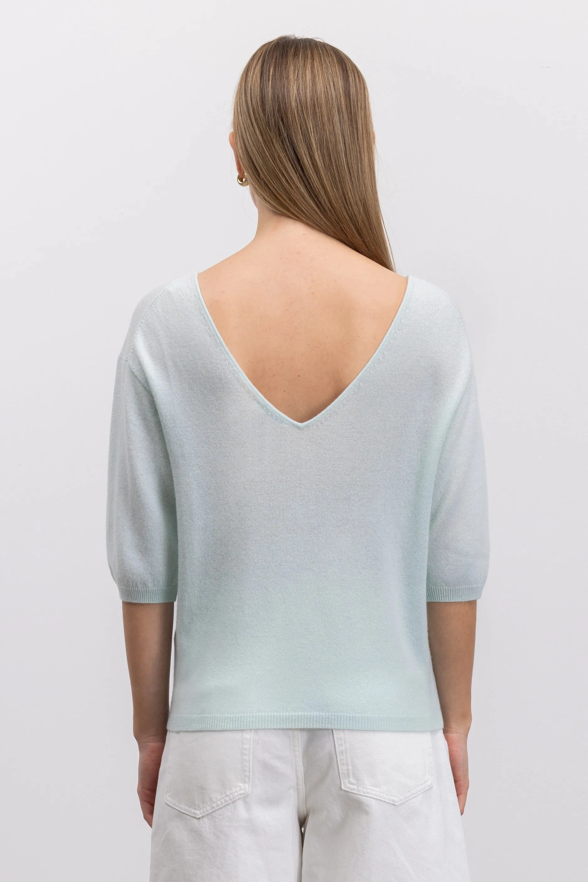 Woll-Mischung Pullover in Grün sold by Allude product image thumbnail 5