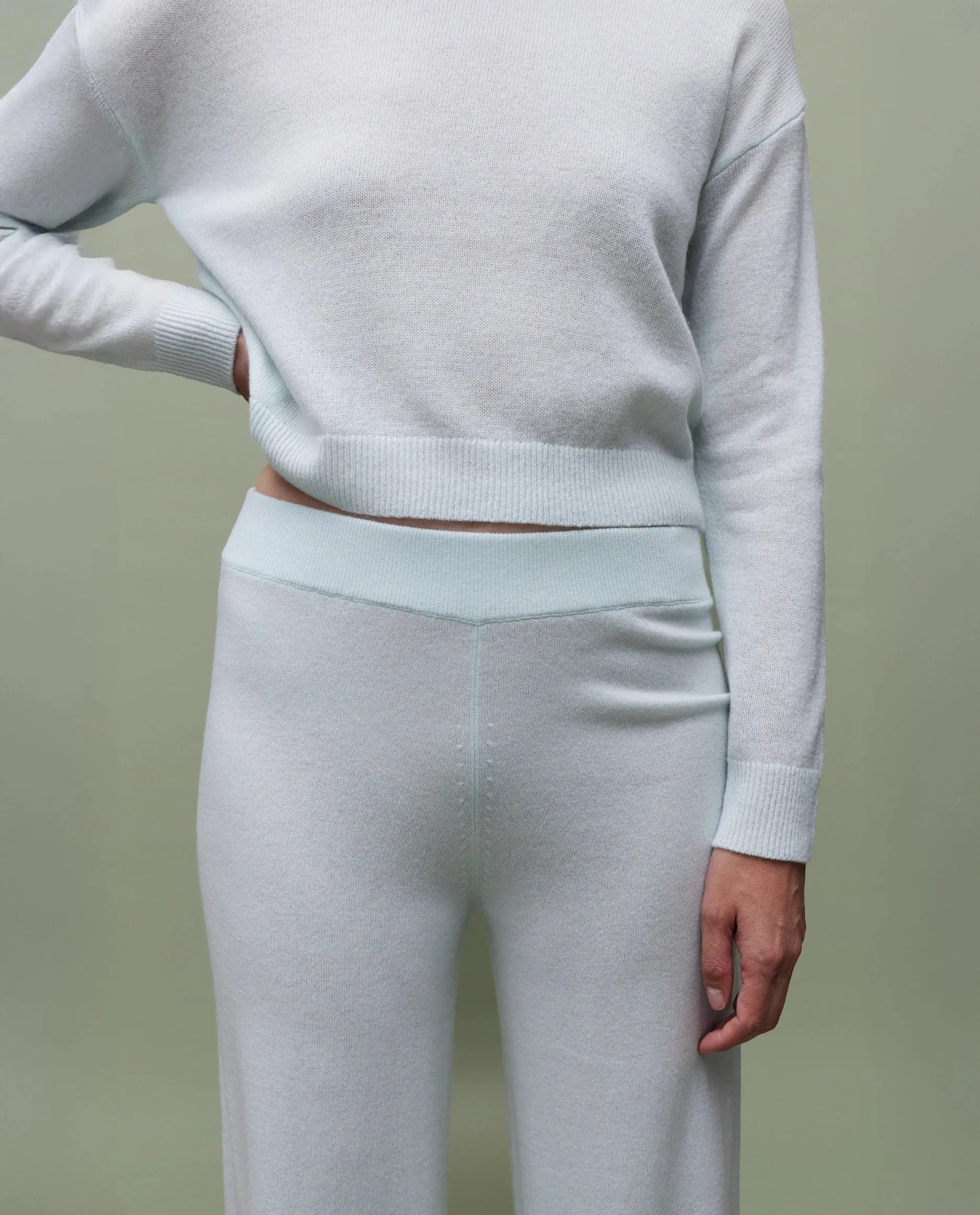 Woll-Mischung Pullover in Grün sold by Allude product image thumbnail 2