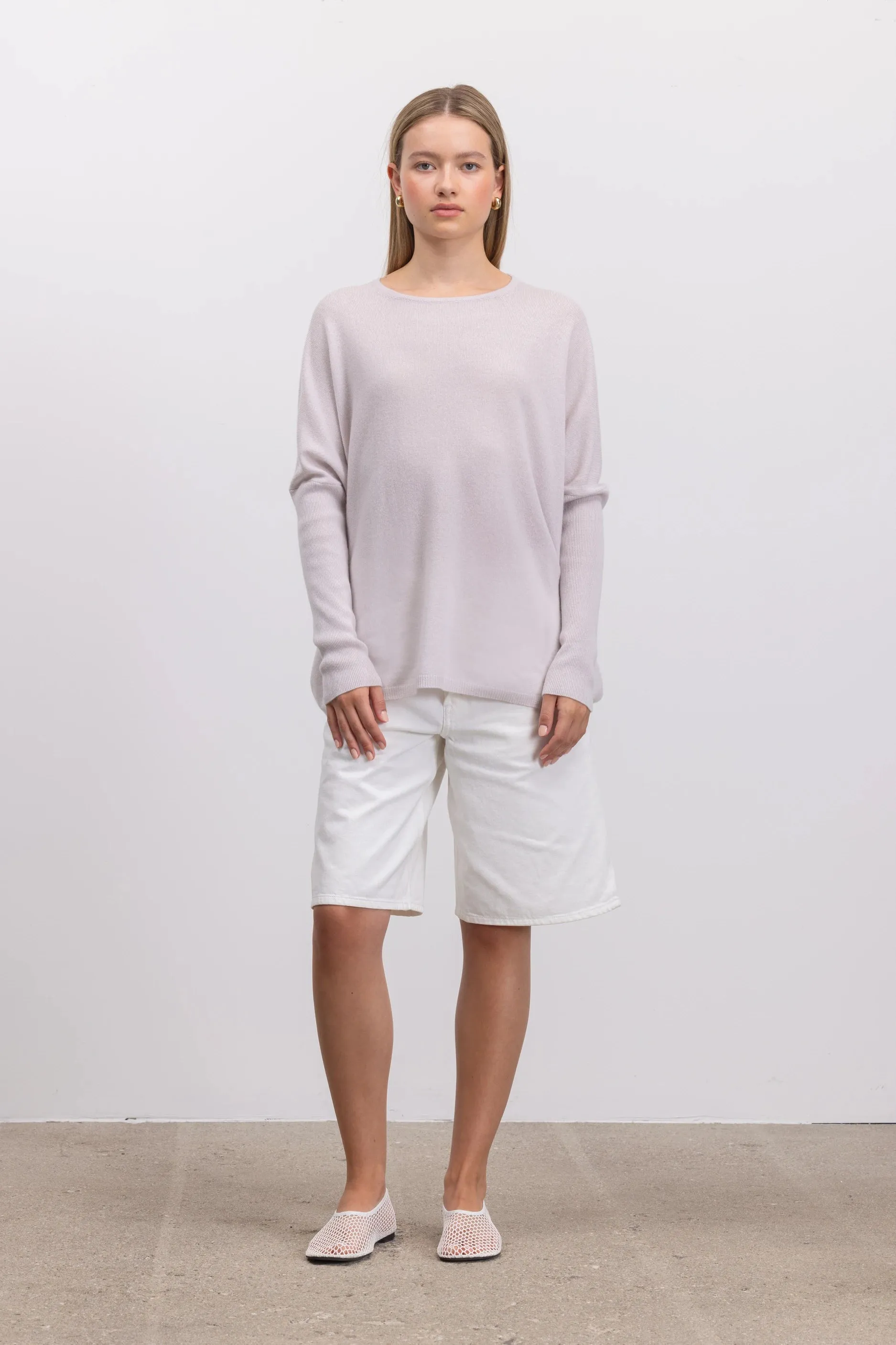 Woll-Mischung Pullover in Grau sold by Allude product image thumbnail 3