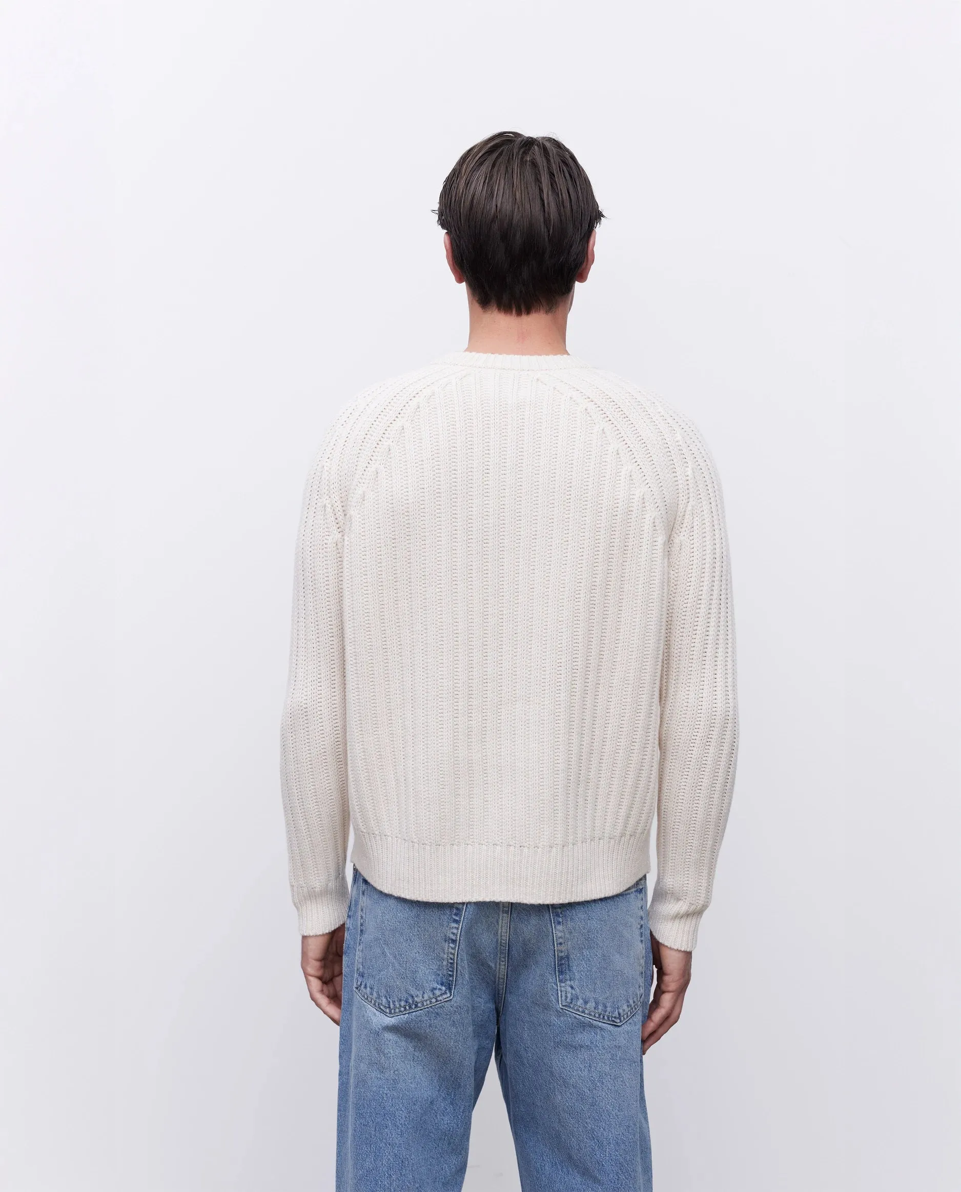 Woll-Mischung Pullover in Creme sold by Allude product image thumbnail 2