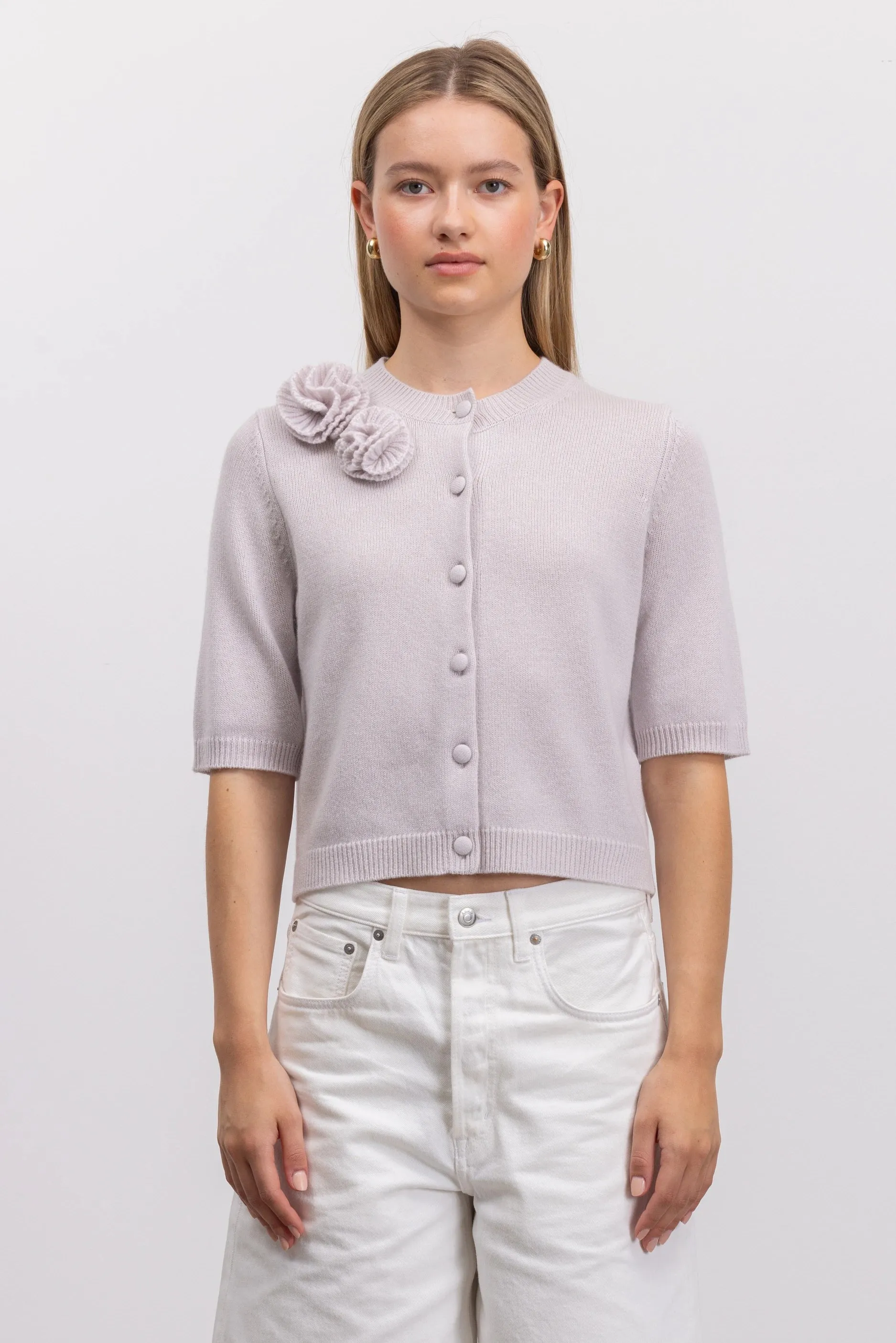 Woll-Mischung Strickjacke in Grau sold by Allude product image thumbnail 2