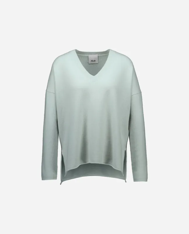Cashmere Pullover in Grün sold by Allude