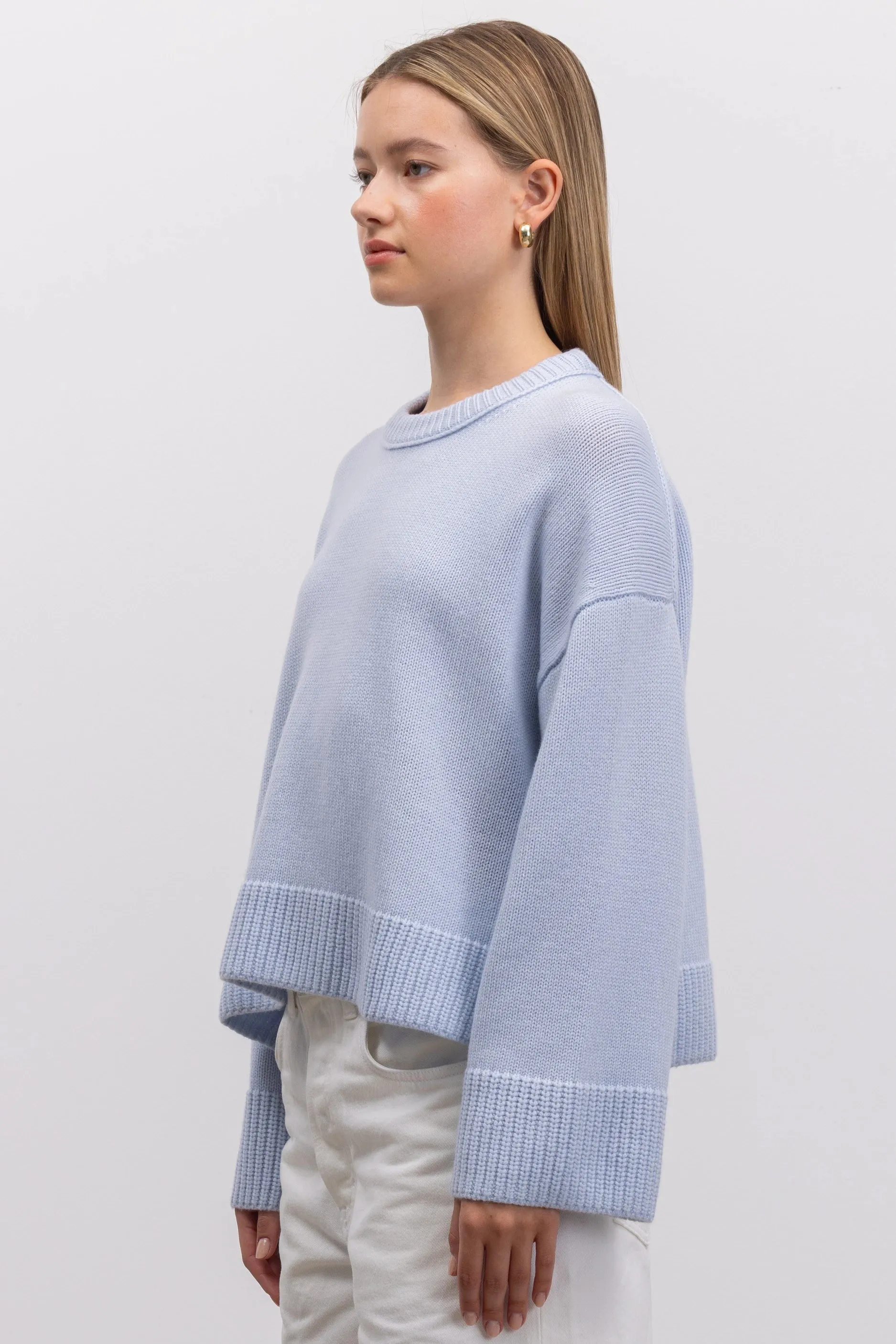 Woll-Mischung Pullover in Blau sold by Allude product image thumbnail 3