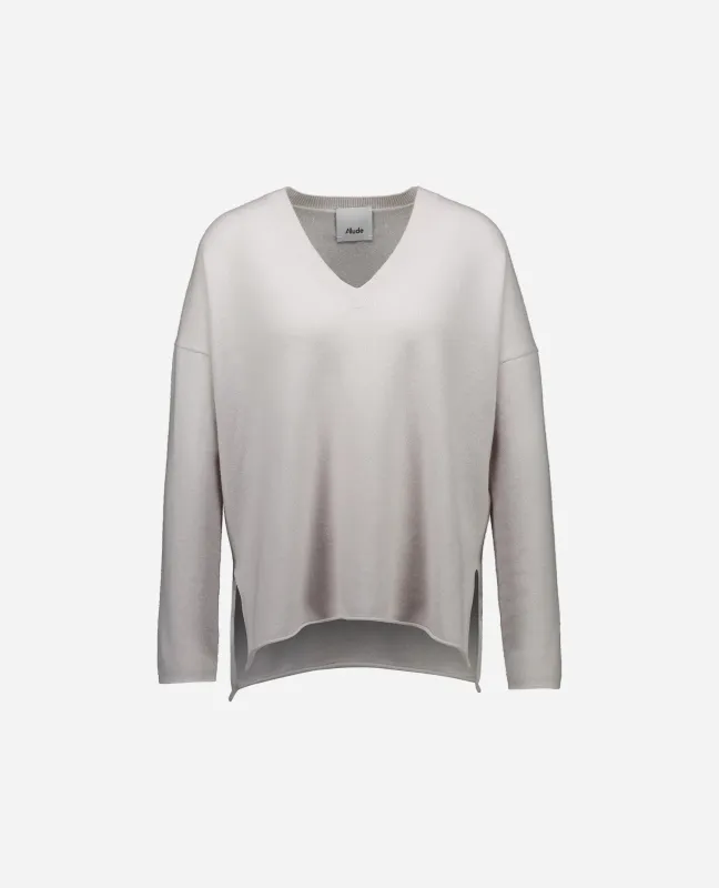 Cashmere Pullover in Grau sold by Allude