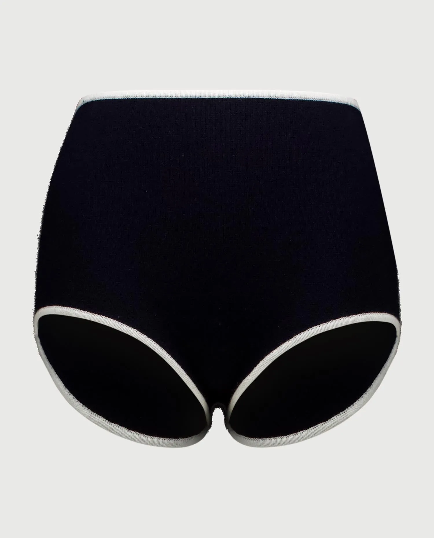 Cashmere kurze Hose in Navy sold by Allude product image thumbnail 2