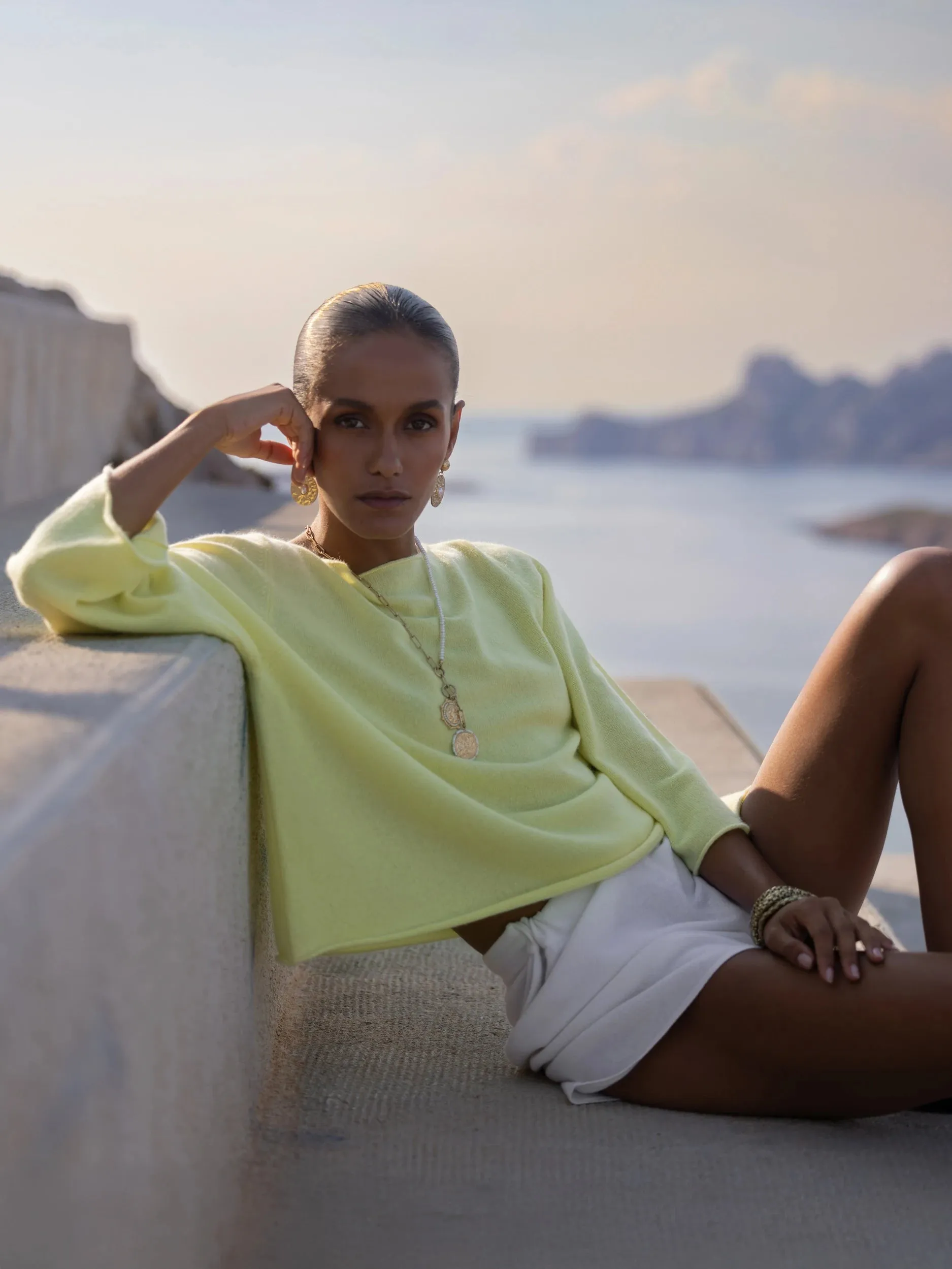 Cashmere kurze Hose in Weiß sold by Allude product image thumbnail 5